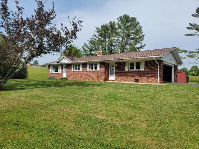 9391 Carsonville Rd, Independence, VA 24348