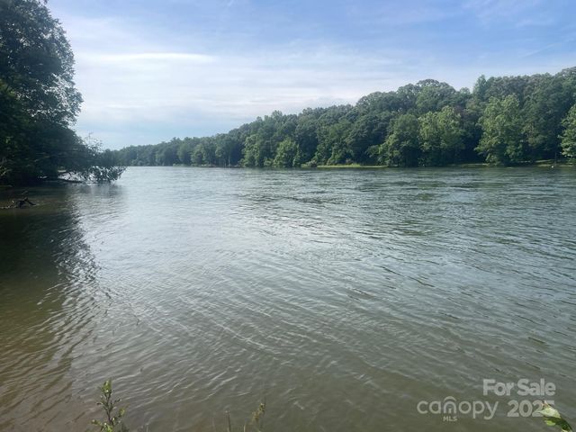 149 Lookout Dam Rd, Statesville, NC 28625