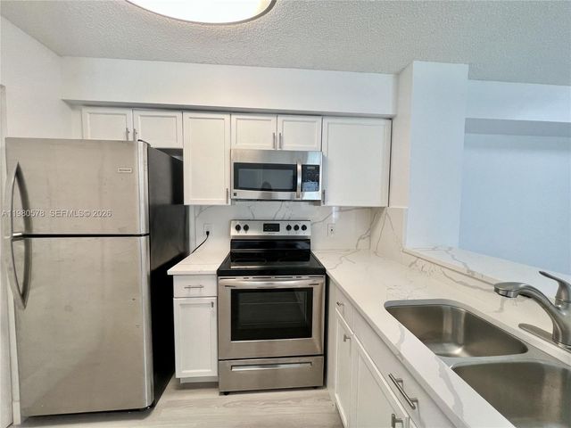 640 S  Park Rd #12-4, Hollywood, FL 33021