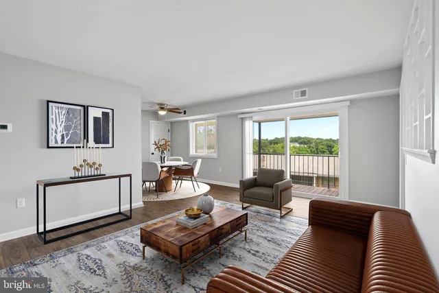 5402 85th Ave #202, New Carrollton, MD 20784