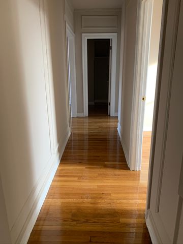 1367 W  Estes Ave #2M, Chicago, IL 60626
