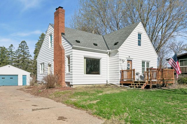 199 Ferndale St N, Maplewood, MN 55119