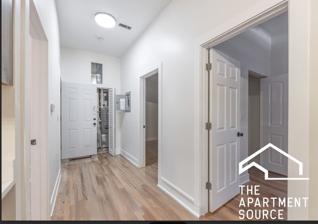 1742 N  California Ave #1, Chicago, IL 60647