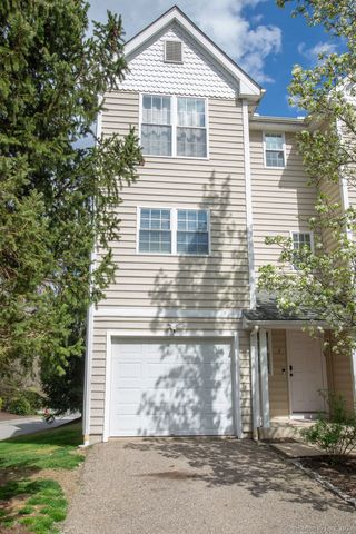 7 Forestview Dr   #7, Norwich, CT 06360