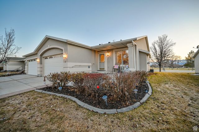 49 Clubhouse Dr, Tooele, UT 84074