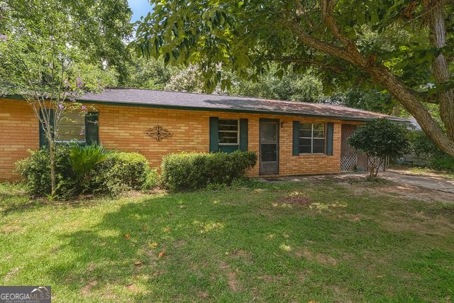 205 Debra Dr, Warner Robins, GA 31088