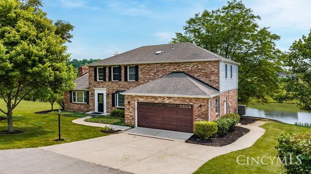 18482 Sycamore Woods Dr, Greendale, IN 47025
