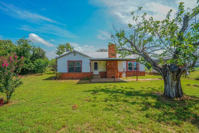 713 Lution Dr, Weatherford, TX 76087