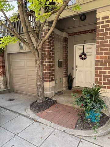 2743 N  Wayne Ave #E, Chicago, IL 60614