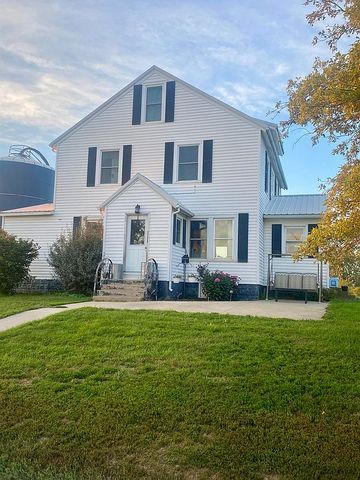3065 Grant Ave, Adair, IA 50002