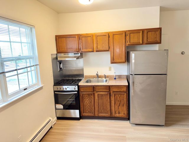 1 N  Rockland Ave #2N, Congers, NY 10920
