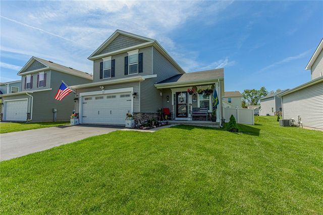 103 Rockdale Trl, Rochester, NY 14612