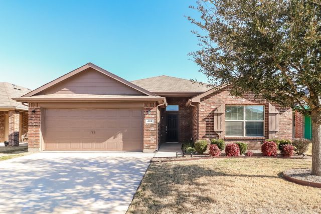 400 Fawn Hill Dr, Fort Worth, TX 76134