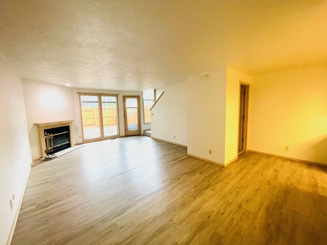 6890 W  Irving Ln, Boise, ID 83704
