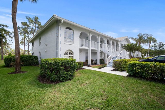 259 Deerwood Cir #6, Naples, FL 34113