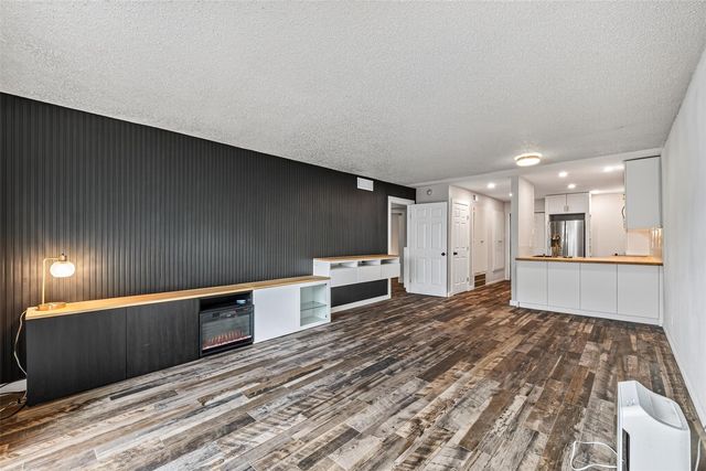 3131 SW Freeway #A12, Houston, TX 77204