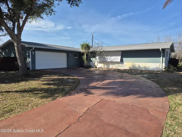 655 N  Robin Way, Satellite Beach, FL 32937