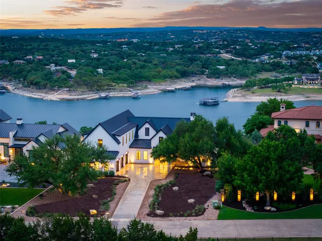 708 Watercliffe Dr, Leander, TX 78645