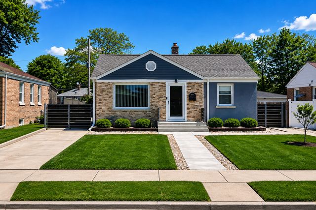 9611 Reeves Ct, Franklin Park, IL 60131