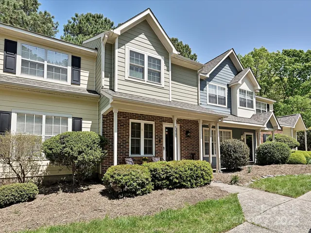 9305 Four Mile Creek Rd, Charlotte, NC 28277