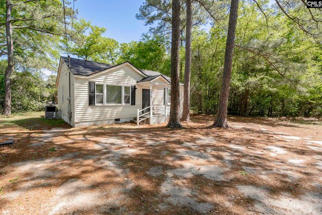 2927 Taylor Rd, Cayce, SC 29033