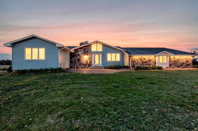 12020 Tilton Trl N, Rogers, MN 55374