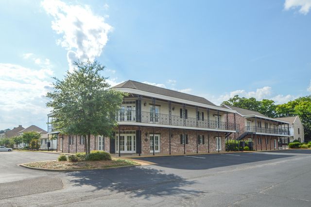 300 River Rd #48, Starkville, MS 39759