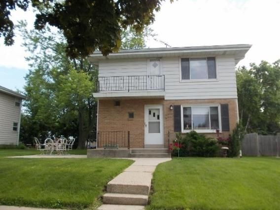 8937 W  Tripoli Ave, Milwaukee, WI 53228