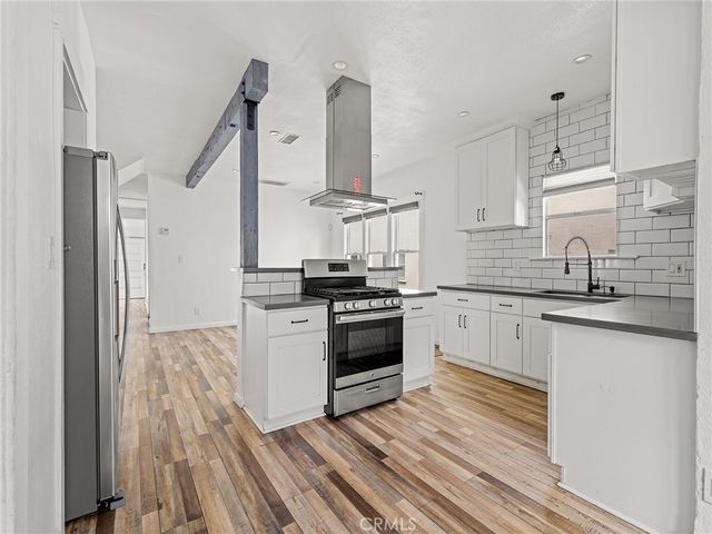 757 N  Loma Vista Dr, Long Beach, CA 90813