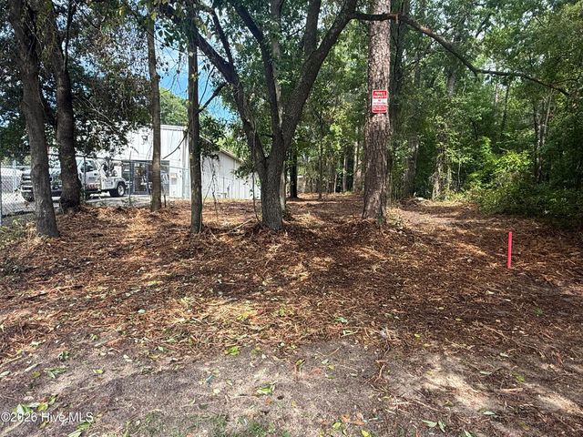 1217 S 15th Street, Wilmington, NC 28401