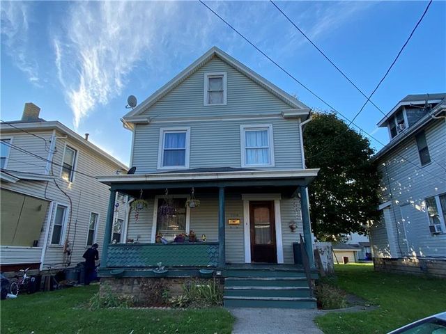 709 Young St, New Castle, PA 16101