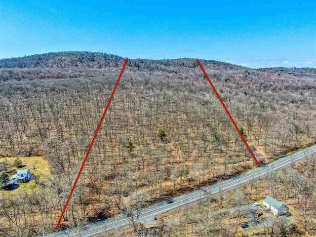 2170 Broadway Route, Esopus, NY 12429