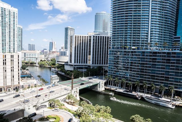 465 Brickell Ave #5102, Miami, FL 33131