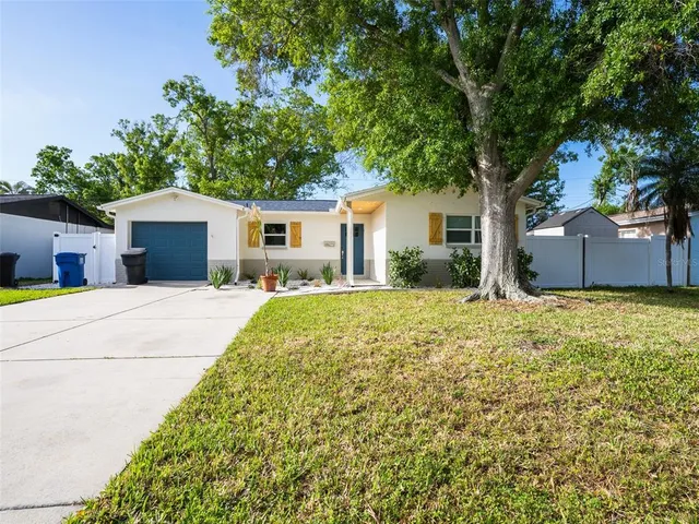 300 84th Ave NE, Saint Petersburg, FL 33702