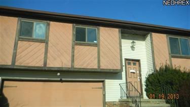 19109 Watercrest Ave, Maple Heights, OH 44137
