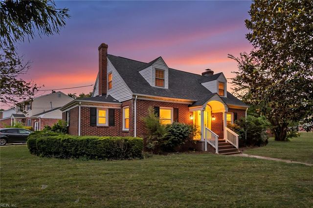 42 Rens Rd, Poquoson, VA 23662