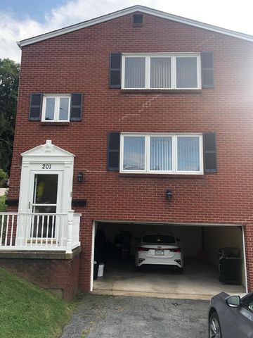 201 W  Marion St #201, Homestead, PA 15120