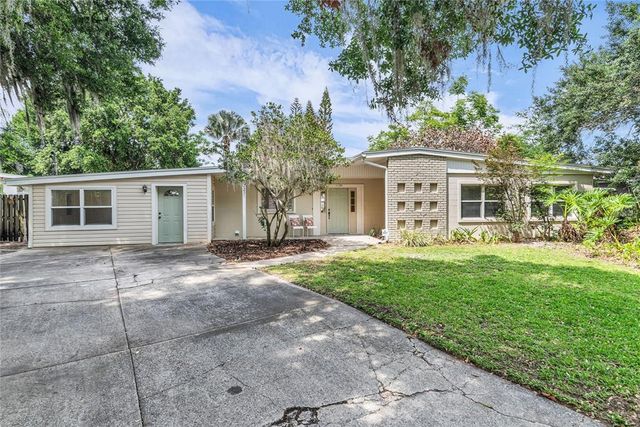 2231 Homewood Dr, Belle Isle, FL 32809