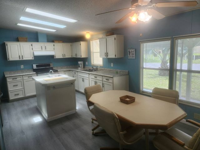 13997 Encantardo Cir, Fort Pierce, FL 34951