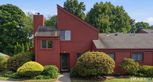 298 Hollister Way West #298, Glastonbury, CT 06033