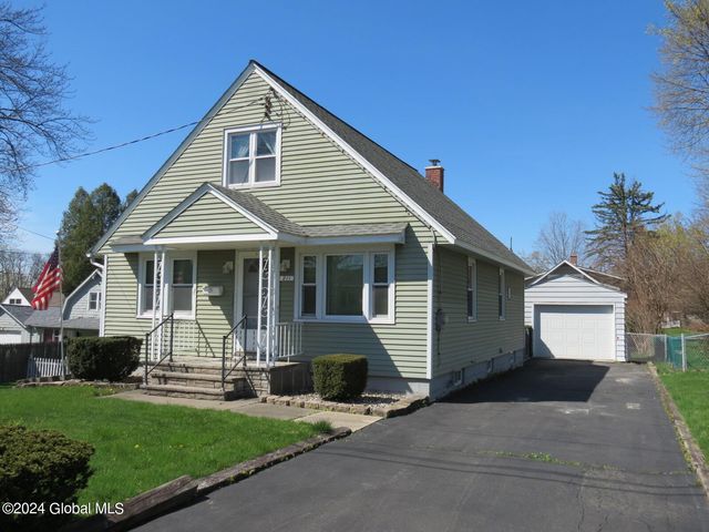 211 Tampa Avenue, Rensselaer, NY 12144