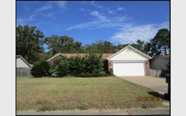 1706 Kensington Dr, Bryant, AR 72022