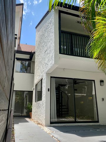 3209 Bird Ave, Miami, FL 33133