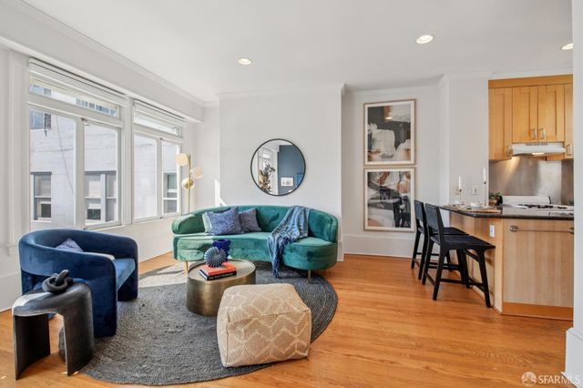 929 Bush St #7, San Francisco, CA 94109