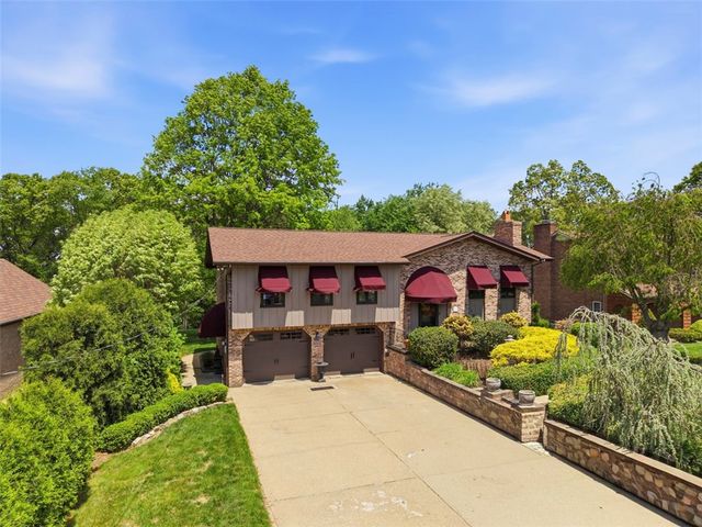 161 Richard Dr, Aliquippa, PA 15001