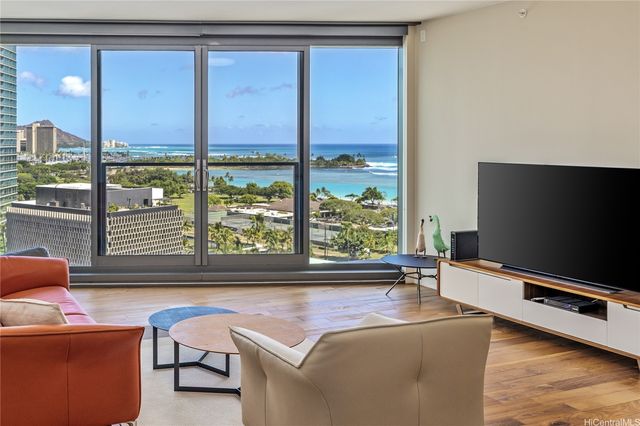 1108 Auahi St #1202, Honolulu, HI 96814