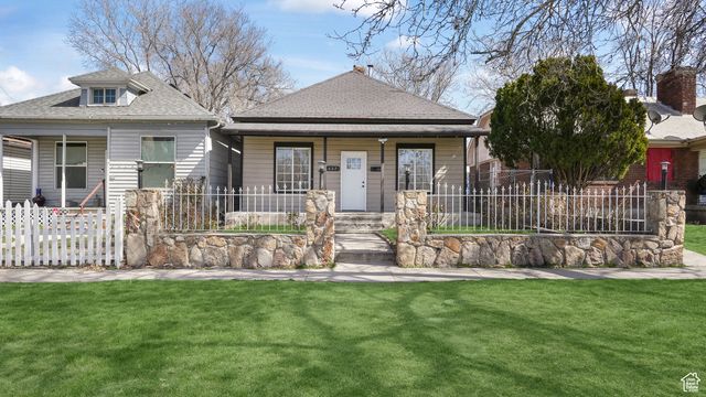 627 S  900 W, Salt Lake City, UT 84104