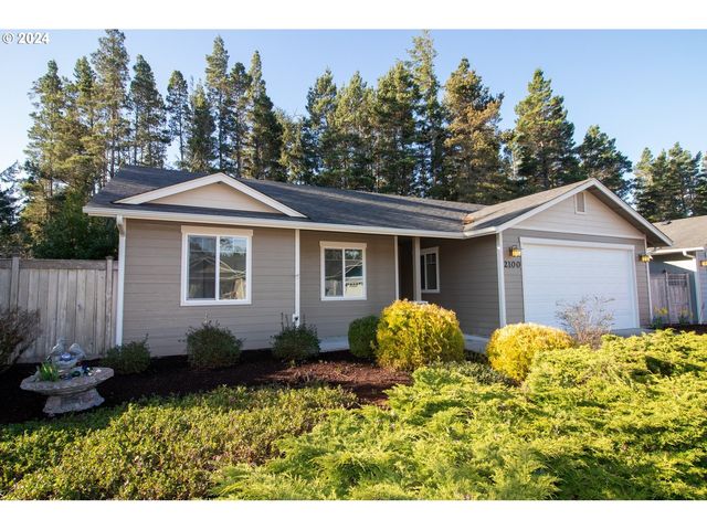 2100 52nd St, Florence, OR 97439