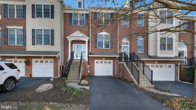 2372 Dorchester St W #W, Furlong, PA 18925