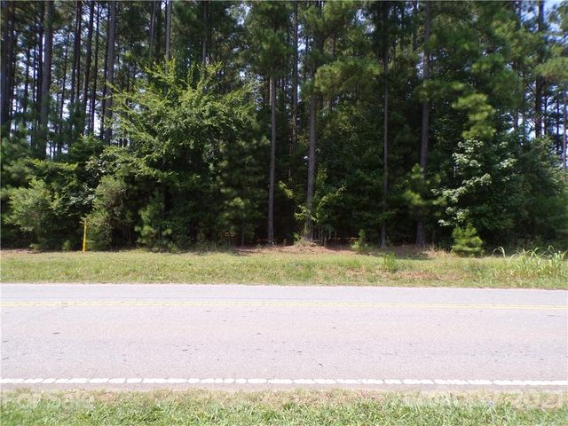 S  Point Rd, Belmont, NC 28012
